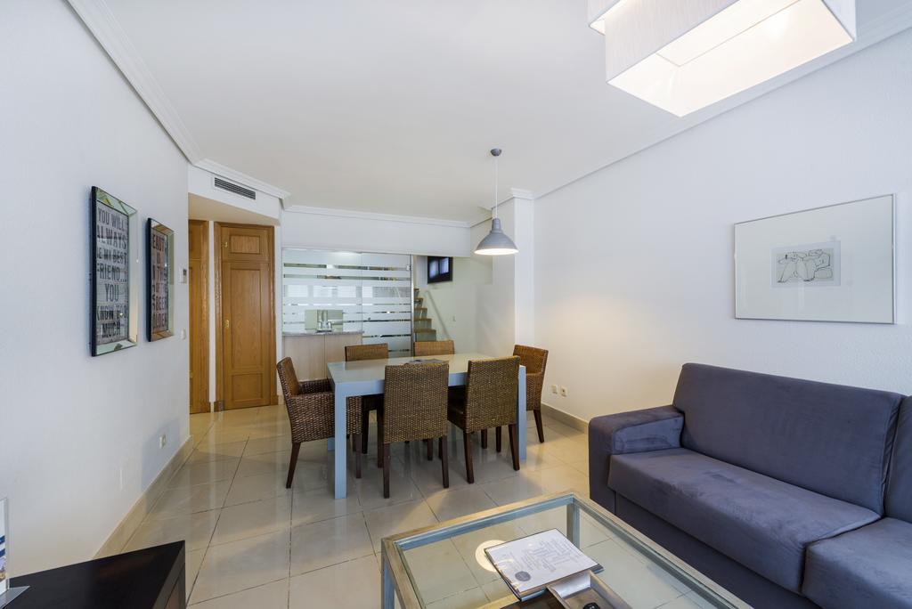 Wootravelling Plaza De Oriente Homtels Apartment Madrid Room photo