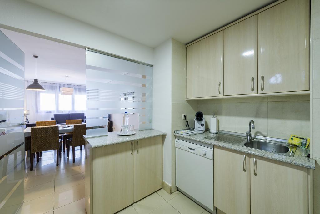 Wootravelling Plaza De Oriente Homtels Apartment Madrid Room photo